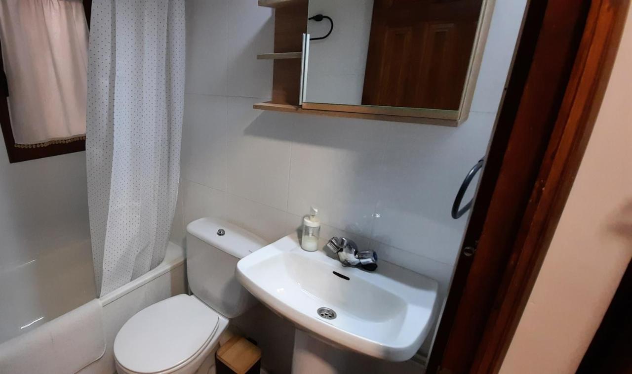 La Casa Del Escudo Apartment รูเบียโลส เด โมรา ภายนอก รูปภาพ